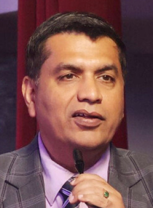 라릿 아갈왈 메리재단 프로필